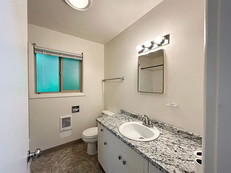 3753 SE Brooklyn St #&-3737 — Photo 25