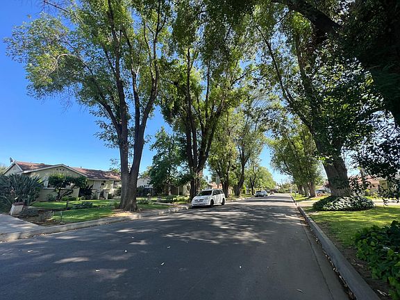 2nd image of 320 N Hollow Ave