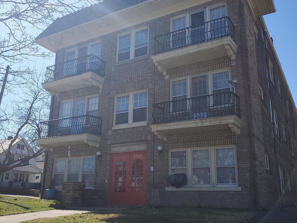 1st image of 3344 W 110th St #7