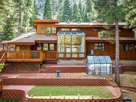 3rd image of 4095 Tyrol Way