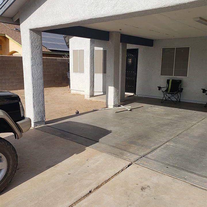 1st image of 1039 N Deconcini Ave