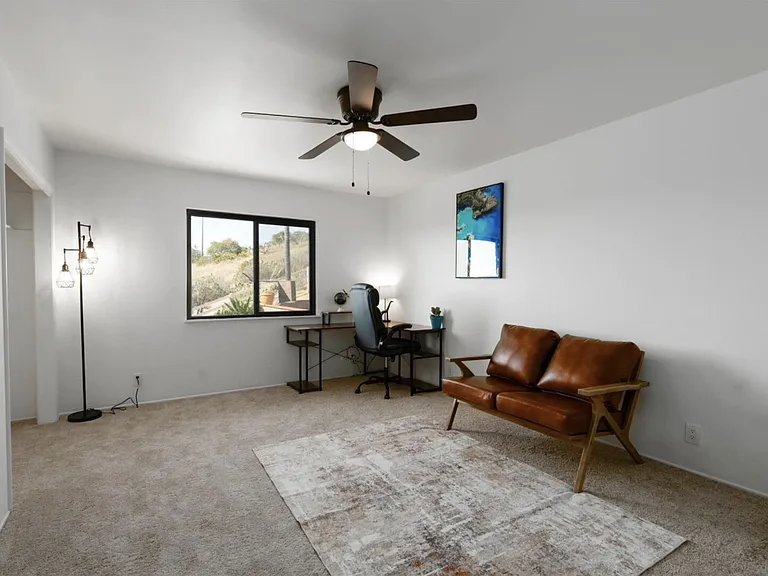 Palos Verdes Dr — Photo 13