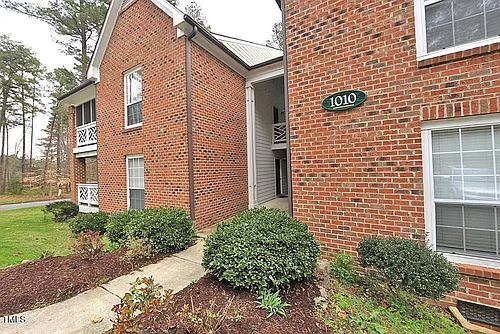1010 Kingswood Dr Photo 1