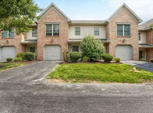 453 Waverly Woods Dr, Harrisburg, PA 17110