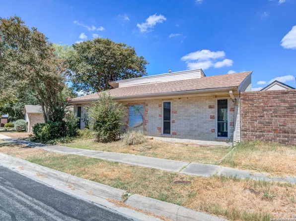 13811 BRAYS FRST, San Antonio, TX 78217
