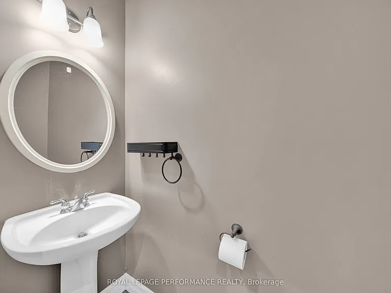 590 Kochar Dr — Photo 14