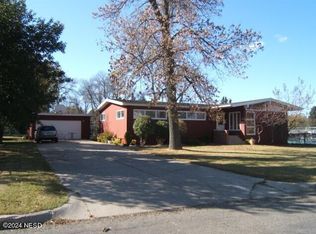 1013 N Broadway, Watertown, SD 57201