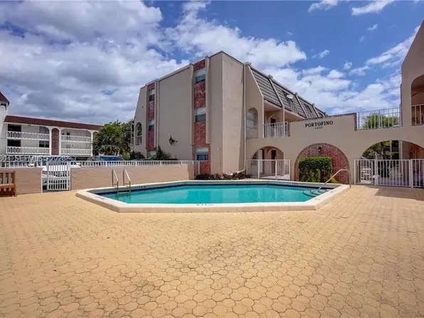 1100 SE 4th Ave APT 30, Deerfield Beach, FL 33441