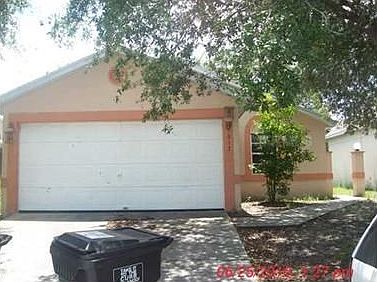 1st image of 1017 Florida Holly Dr