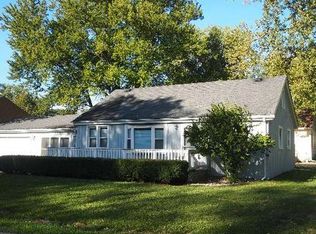 708 Sheridan Dr, Wauconda, IL 60084