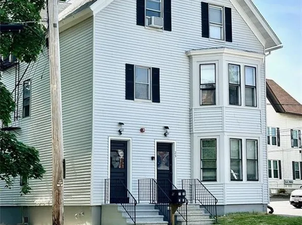 25 Providence St #3F, Woonsocket, RI 02895