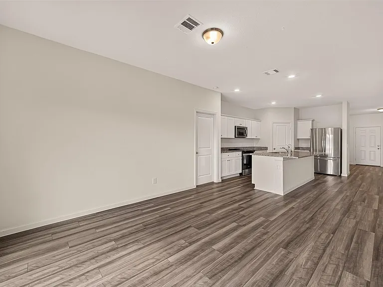 1037 Lacebark Pine Ln — Photo 10