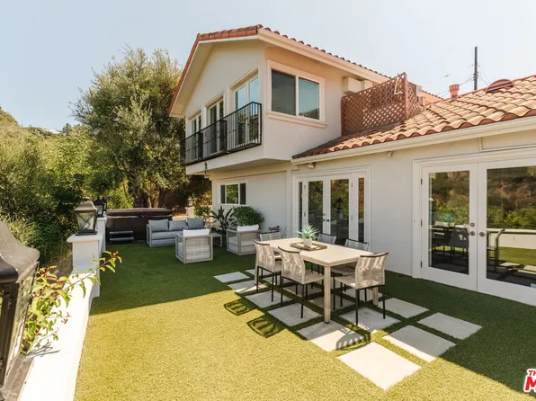 3530 Coy Dr, Sherman Oaks, CA 91423
