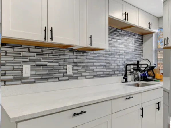 5004 20th Street Ct E, Bradenton, FL