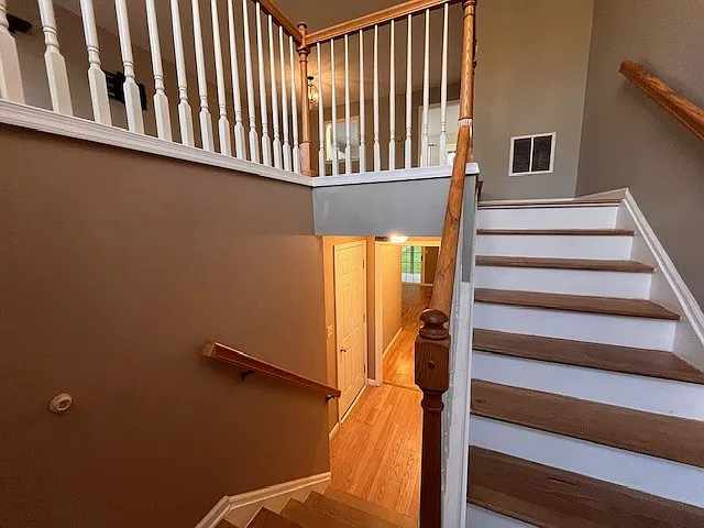305 S Oak St — Photo 7