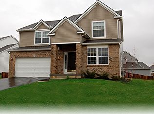 908 Lockmead Ct, Pataskala, OH 43062