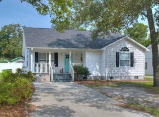 115 NE 29th St, Oak Island, NC 28465