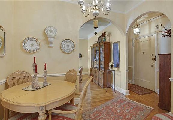 3rd image of 2420 Broadway #6E