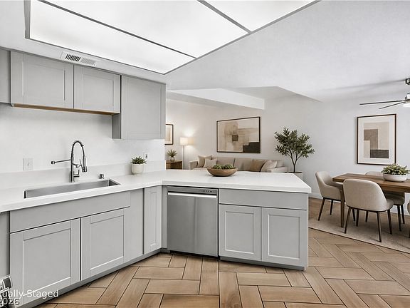 5th image of 452 Sellers Pl