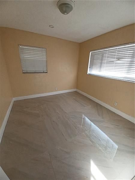 1st image of 3391 NW 46th Ave