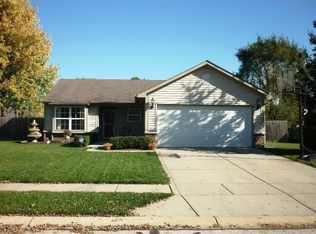 514 Woodfield Cir, Avon, IN