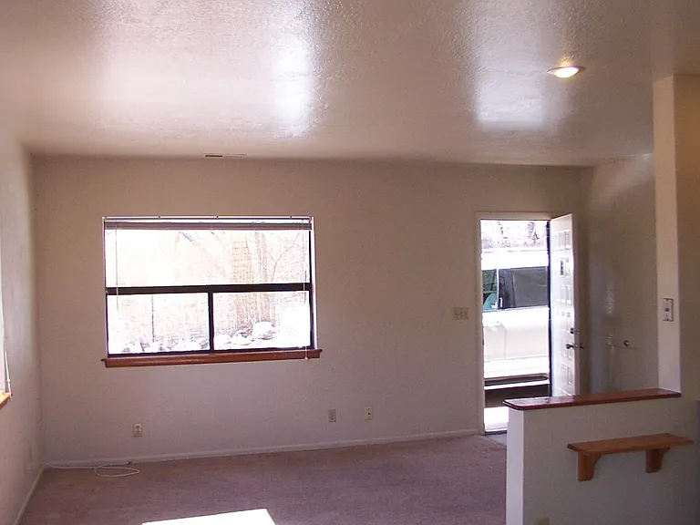 809 W Grand Canyon Ave #B — Photo 4