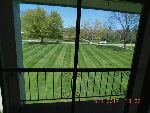 2nd image of 448 Fox Hills Dr S #4485