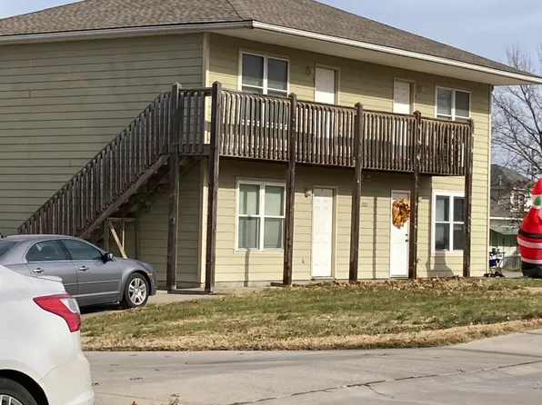 522 E 11th Ave #4, Emporia, KS 66801