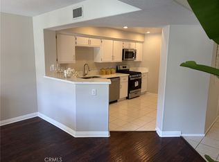 8012 E Snowberry Ln, Anaheim, CA 92808