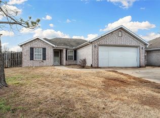 900 SW River Rock St, Bentonville, AR 72712