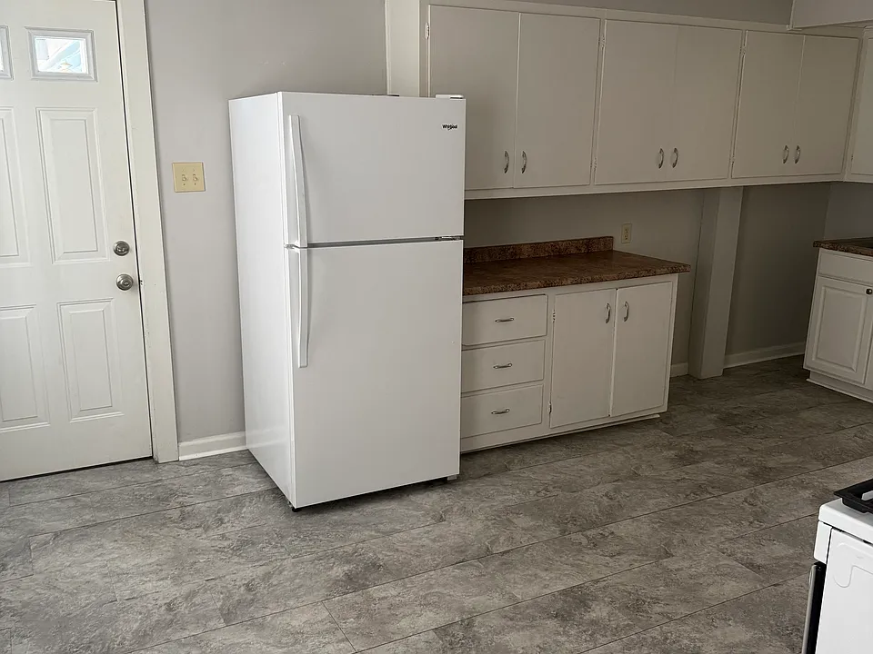 34 Pierce St #1