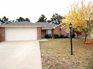 409 Maggie Cir, Flint, TX 75762