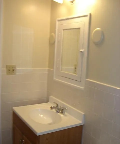 25 Hammersley Ave #12 — Photo 8