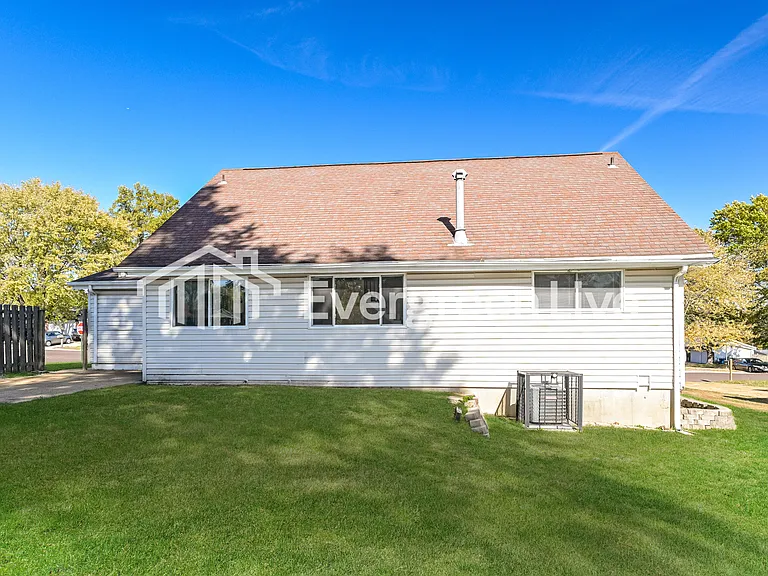 4902 Bristol Rock Rd — Photo 14