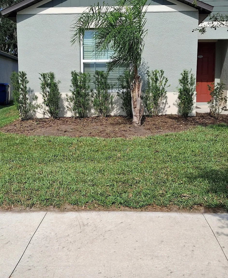 4 bed, 1936 sqft, $2,499 — Photo 3