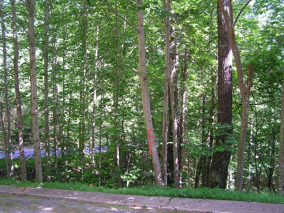 1st image of 52-53 Wildwood Parkway