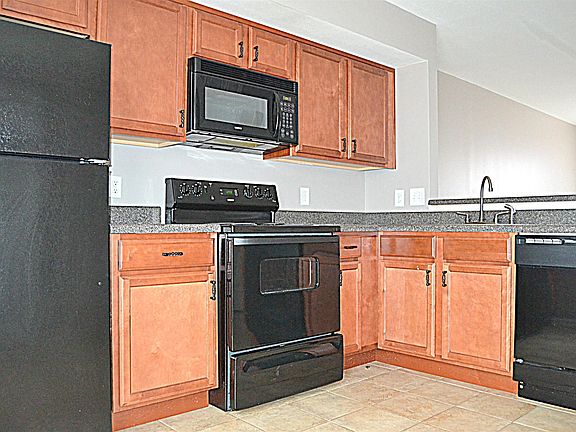 5th image of 773 Cherrybark Ln APT H