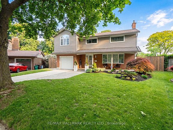 3rd image of 119 Charlotte Pl