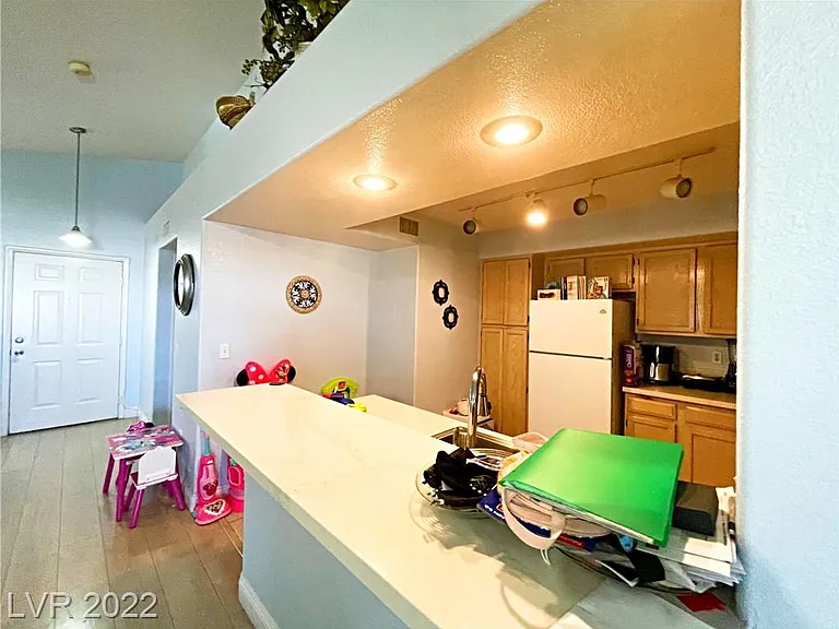 7950 W Flamingo Rd #2048 — Photo 10