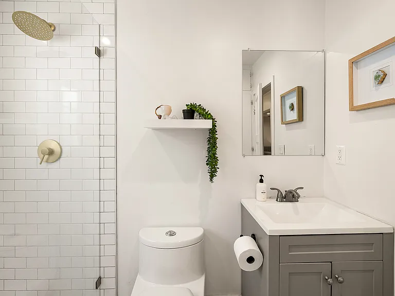 11008 Mansel Ave — Photo 19