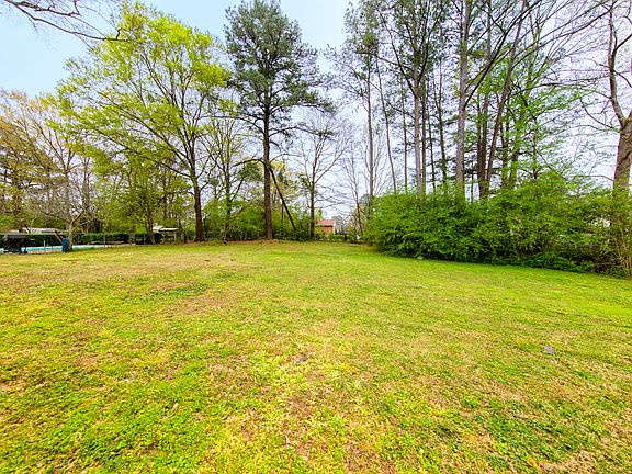 Large fenced back yard