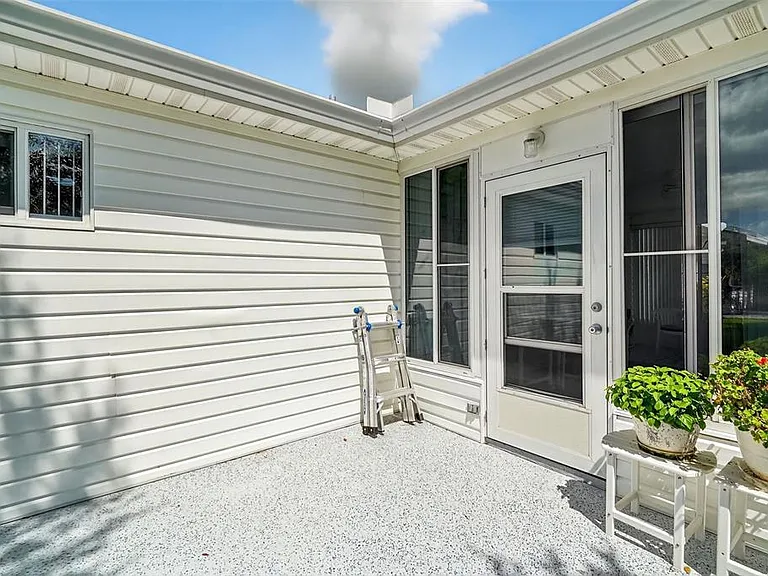 17551 SE 96th Ct — Photo 5