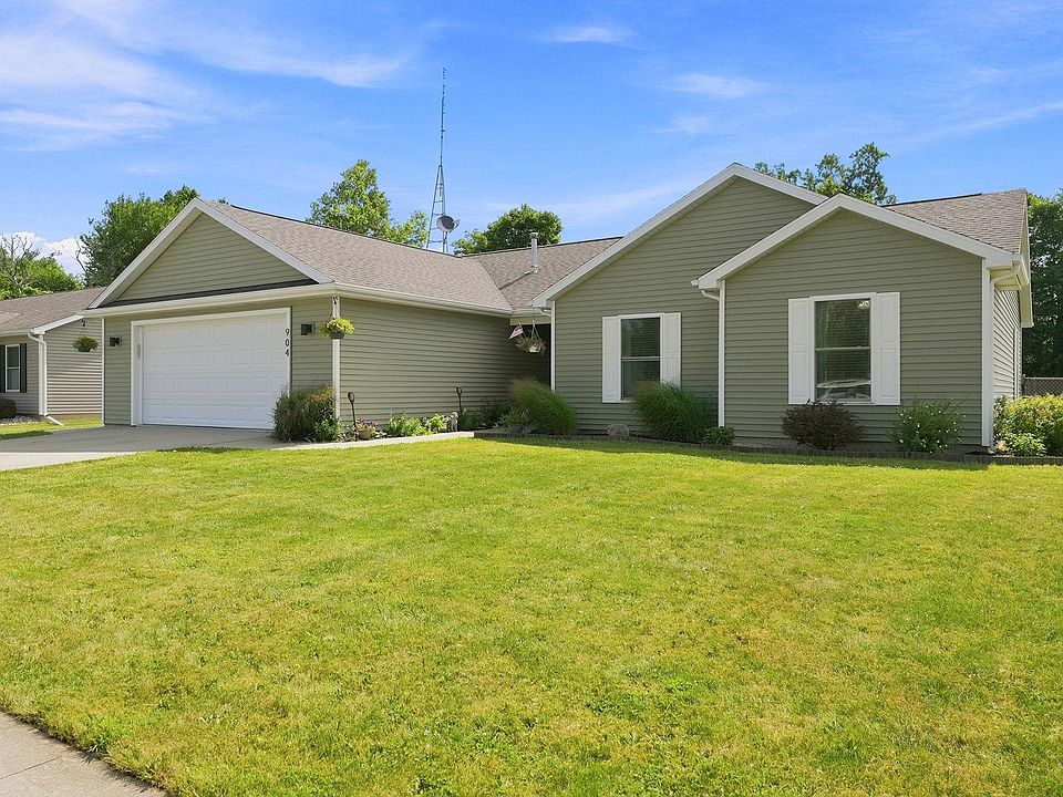 1st image of 904 Sand Drift Dr