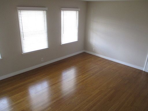 1st image of 268 1/2 La Verne Ave