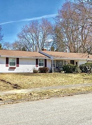 2nd image of 17 Sherwood Ave