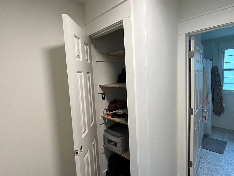 3326 Robert St — Photo 17