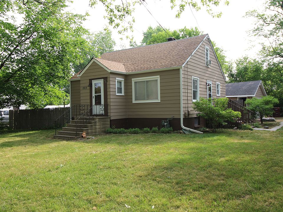 1st image of 223 Lois Ave