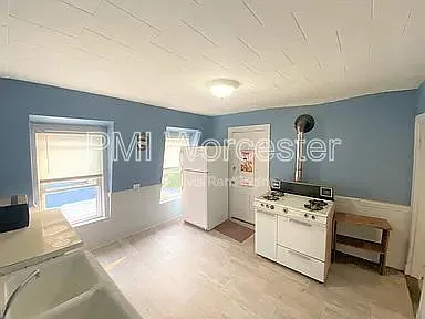 15 Goulding St #3 — Photo 7