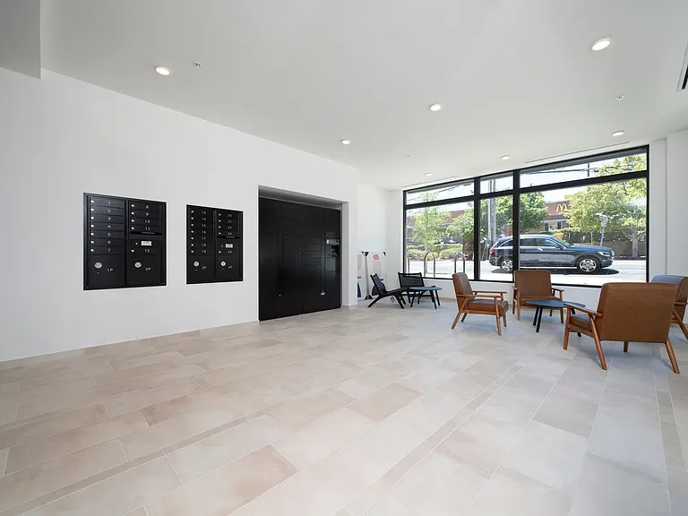 615 Peace St #304 — Photo 16