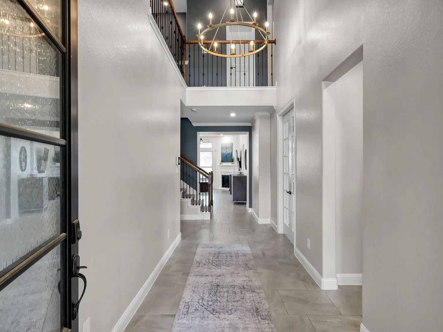 4 bed, 4.0 bath, 2990 sqft, $3,600 — Photo 4